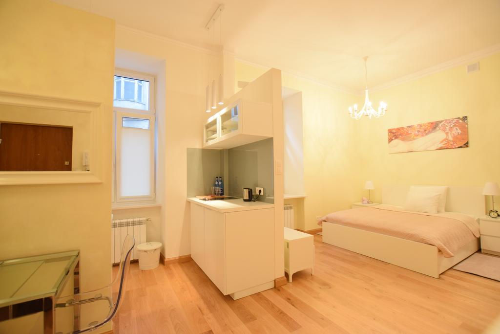 Elegant Apartment Foksal Варшава Экстерьер фото
